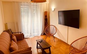 Iris Apartment By Superhost Hub
